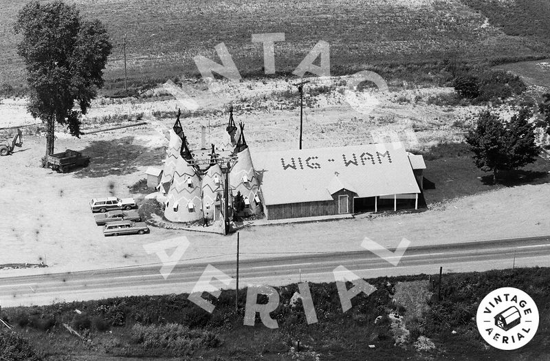 Wig-Wam (Tee-Pee Town) - 1969 Aerial (newer photo)